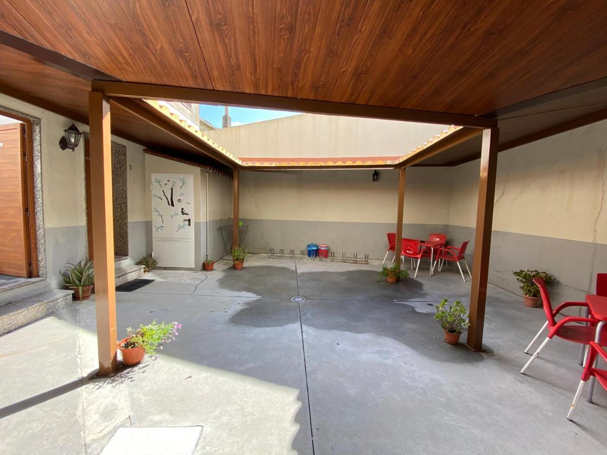 Albergue Pereiro Мелиде Экстерьер фото